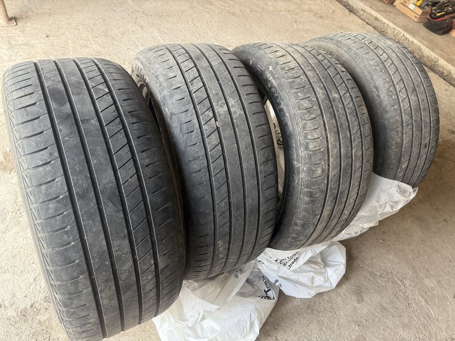 Летние шины бу 285/50/20 комплект