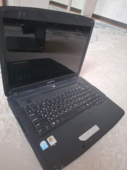 Ноутбук для запчасти