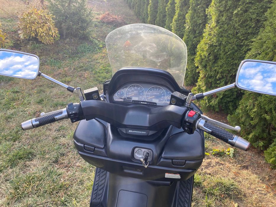 Maxi scuter SUZUKI Burghman AN 400 din 2004