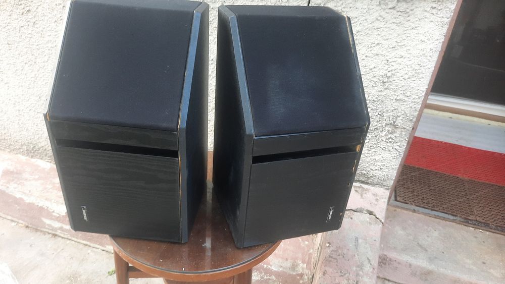 Doua boxe Bose vitange