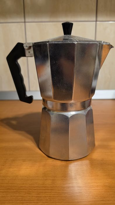 Set 2 cafetiere italiene moka pot aluminiu (mare + mică)