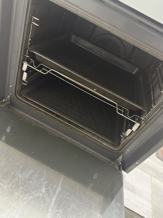 Духовка Hansa б/у