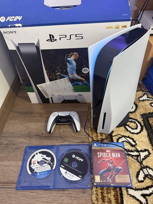 Playstaion 5 1 maneta 2 jocuri  mk xl fc24 la cutie