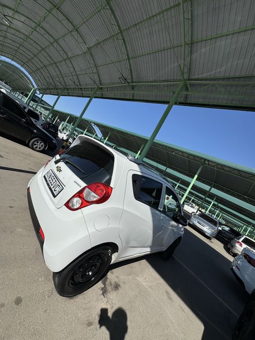 Спарк срочна сотилади 2018/2019-йил 137.000про мошина ало холатта