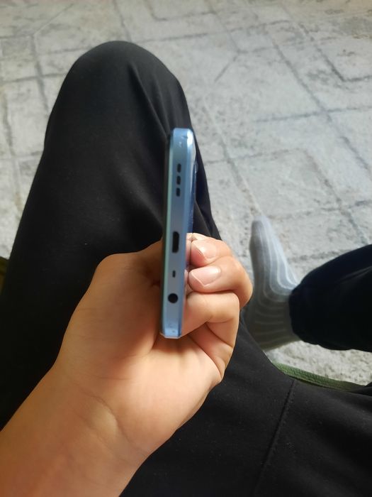 Oppo A17k на 64gb
