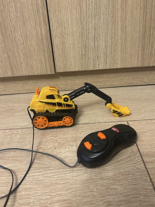 Мини багерче с дистанционно управление Dickie Toys