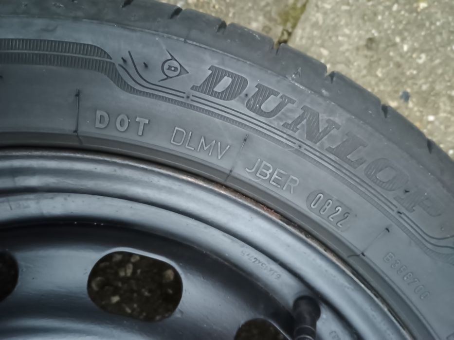 Dunlop 195/50/15 и джанти за Ford Fiesta MK7
