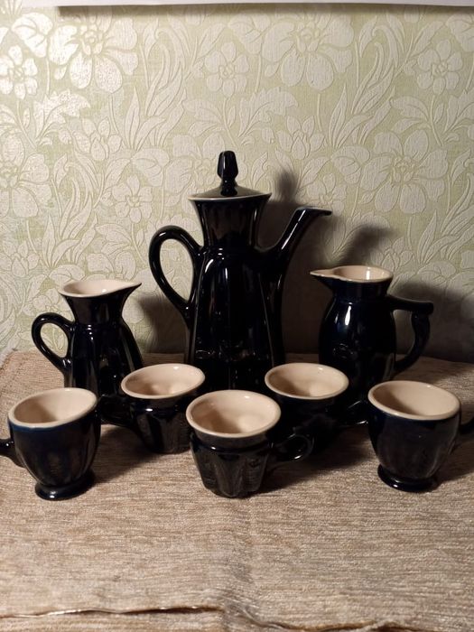 Сервиз из керамики.