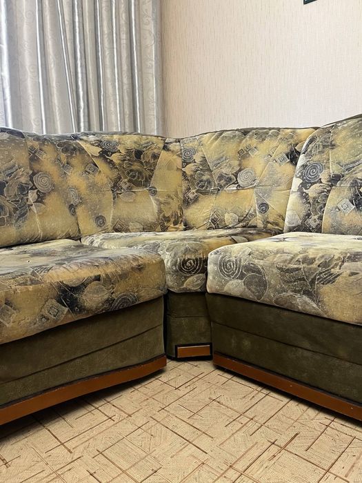 Продам мягкий уголок