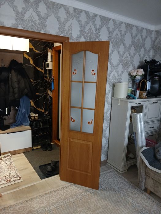 Продам дверь для зала