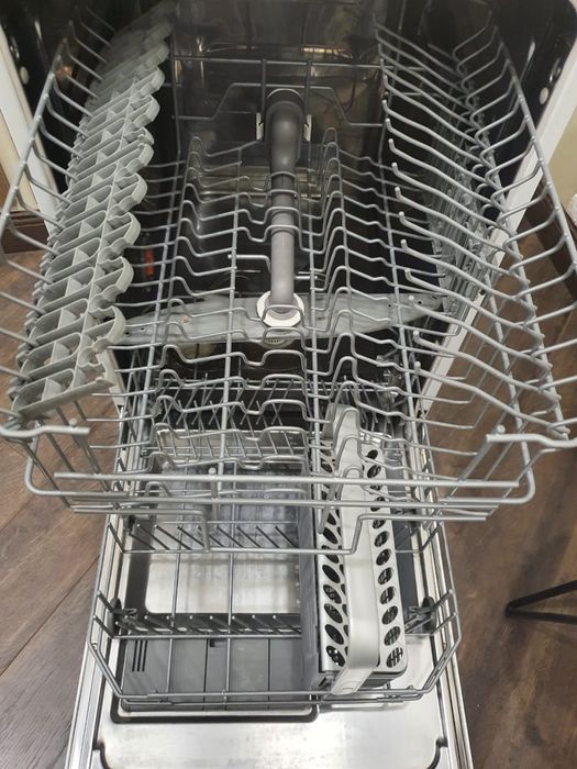 Посудомоечная машинка