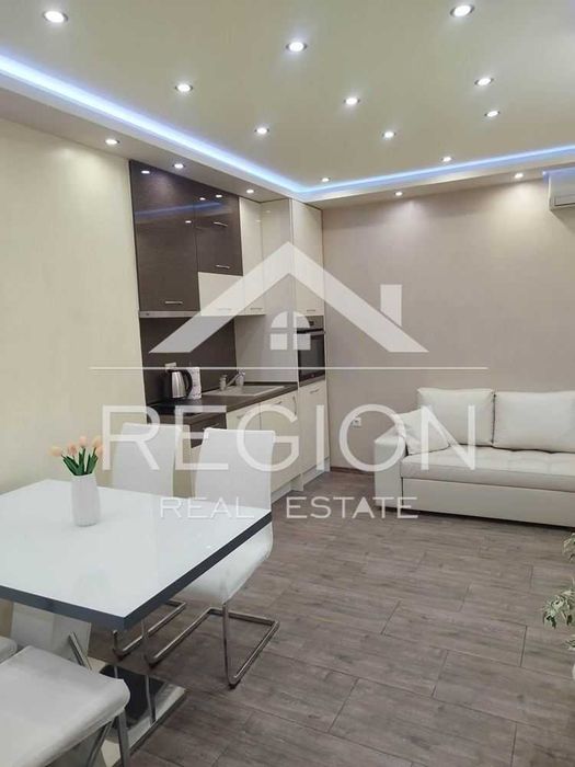 Дава се под наем Двустаен апартамент в Варна, м-т Акчелар - 60 кв.м за 561 € - Снимка #1