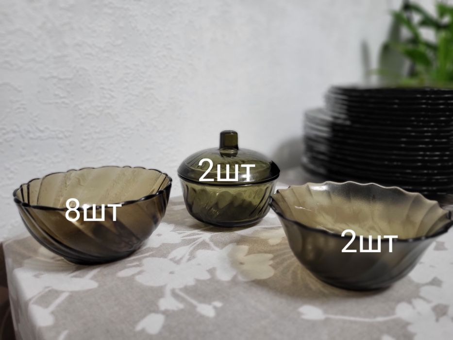 Столовый сервиз. 19000 торг