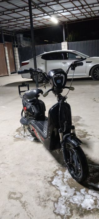 Скутер  OK Moto CK8