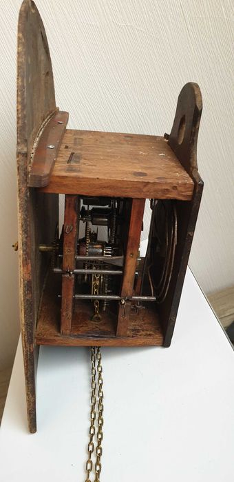 Античен часовник от около 1800 година