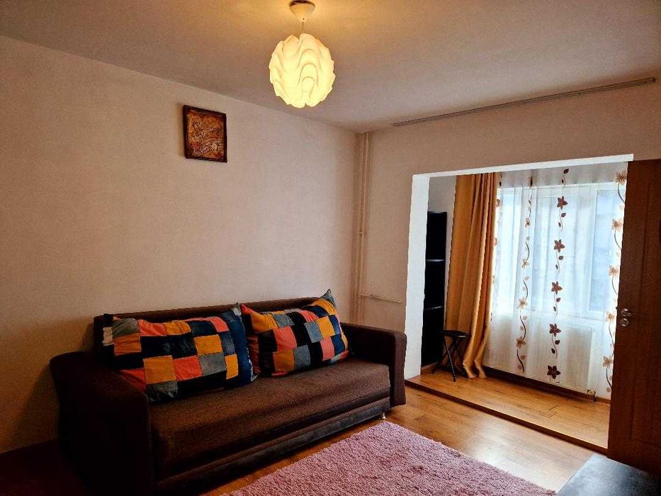 Inchiriez garsoniera Ploiesti central ( zona Tribunal nou )