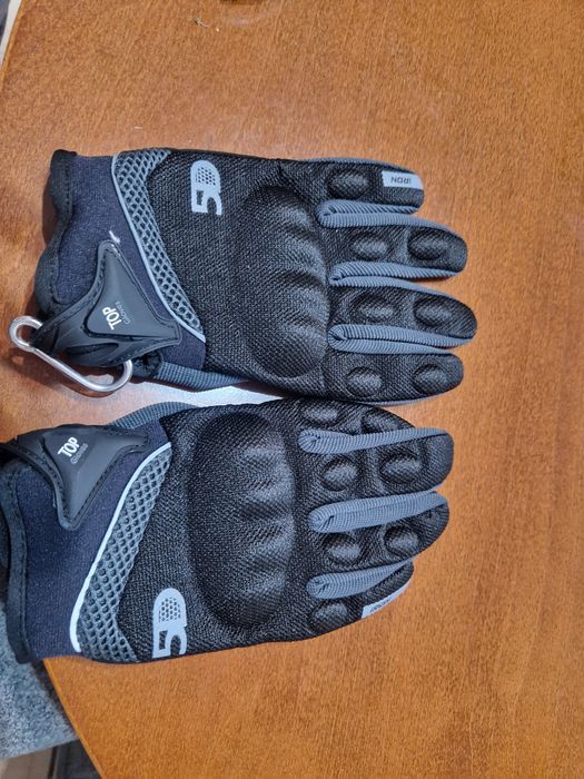 Ръкавици за мотор