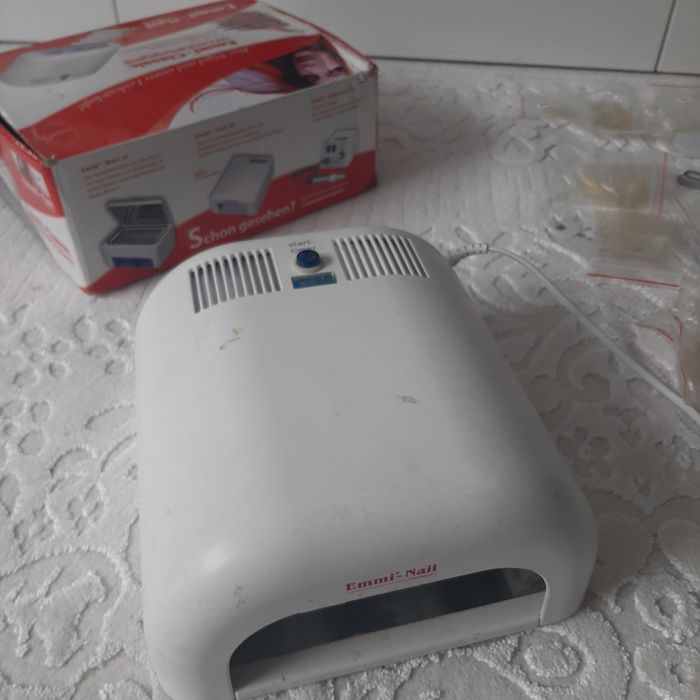 UV лампа за нокти Emmi-Classic