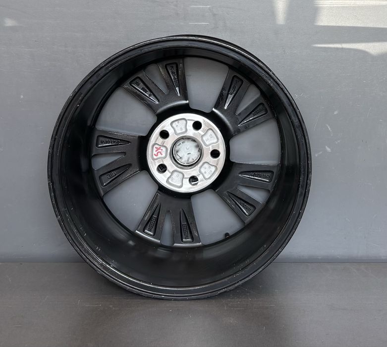Оригинални джанти TOYOTA AURIS 5x114,3 17цола.