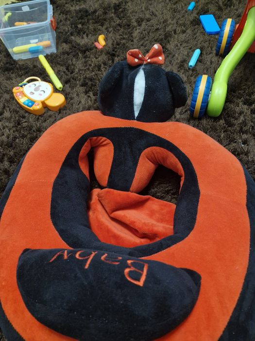 Fotoliu pluș bebelusi