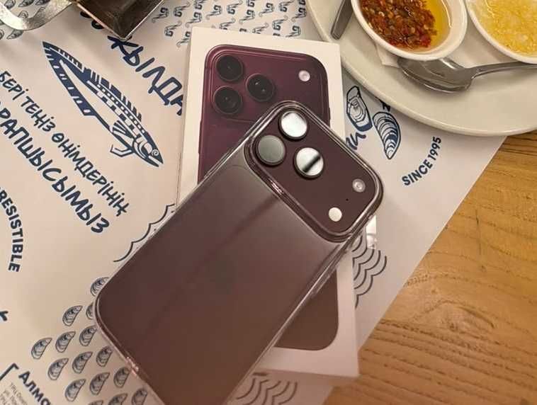 iPhone 18 pro 512 Burgundy