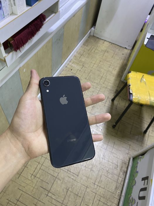 iPhone XR Black