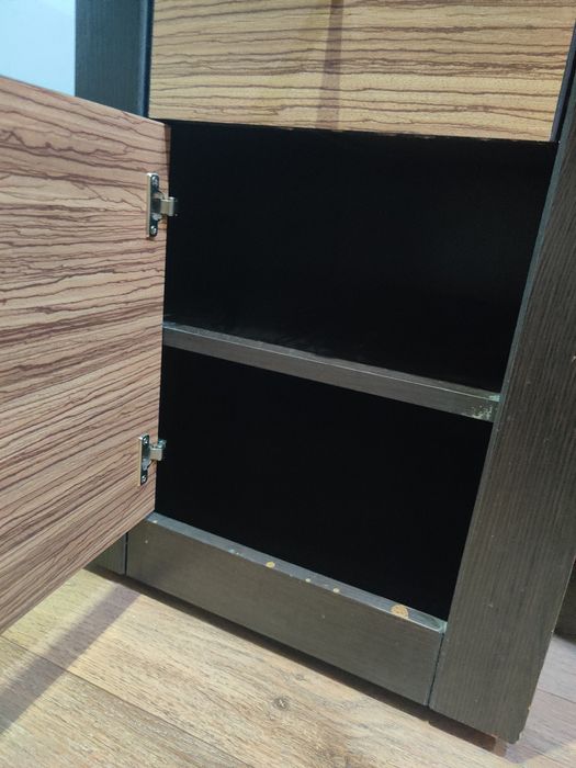 Продам компьютерный стол