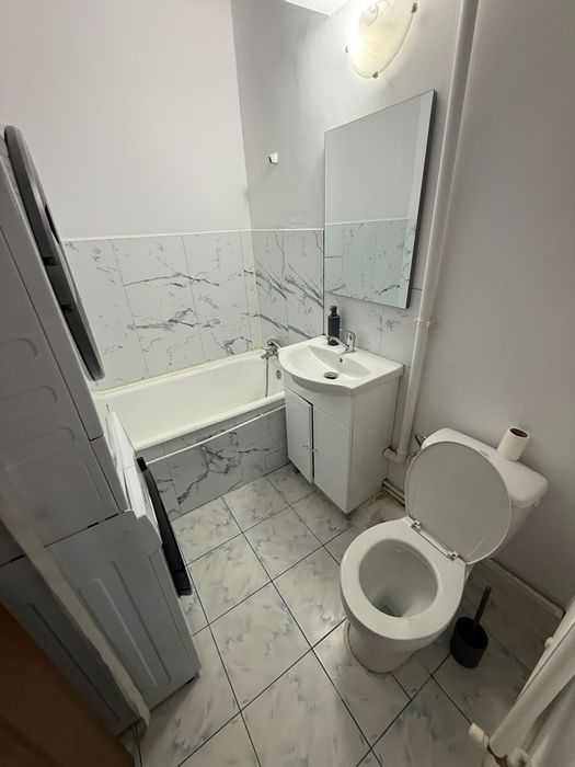 Ofer spre inchiriere garsoniera 32mp