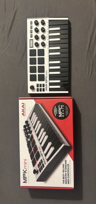 Akai MPK Mini Special Edition White