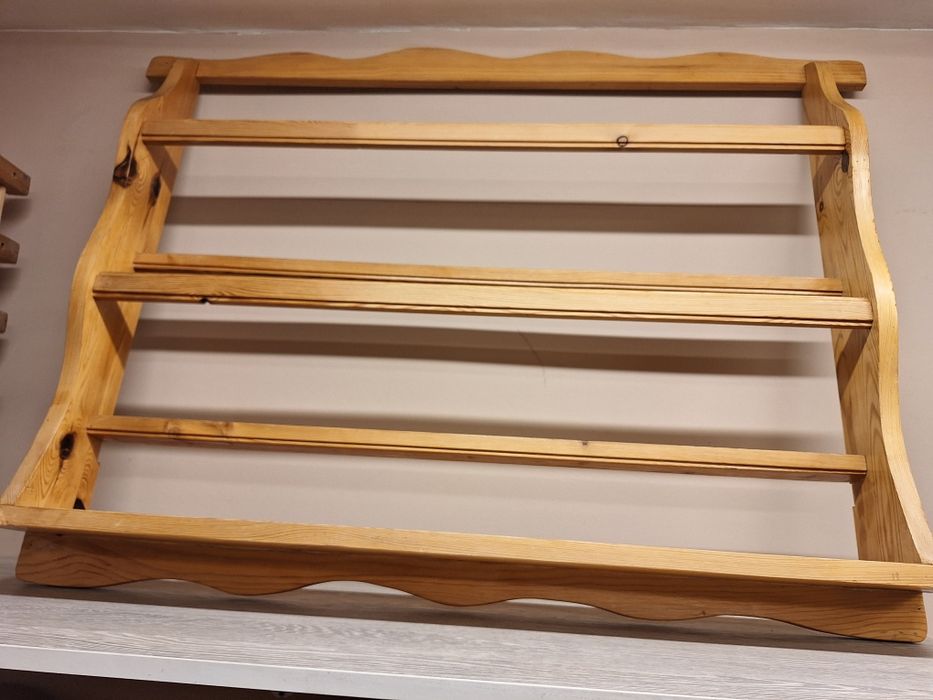Етажерка,  рафт, стойка за стена