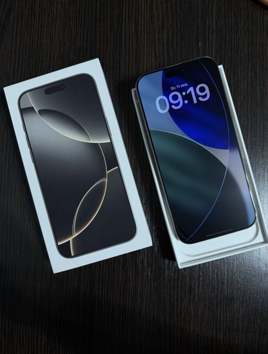 Срочно продам 16 про мах 256гб