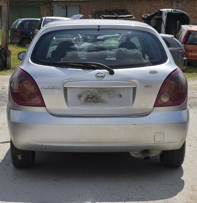 Нисан Алмера Н16 1.5дци 82кс Nissan Almera N16 1.5dci na chasti