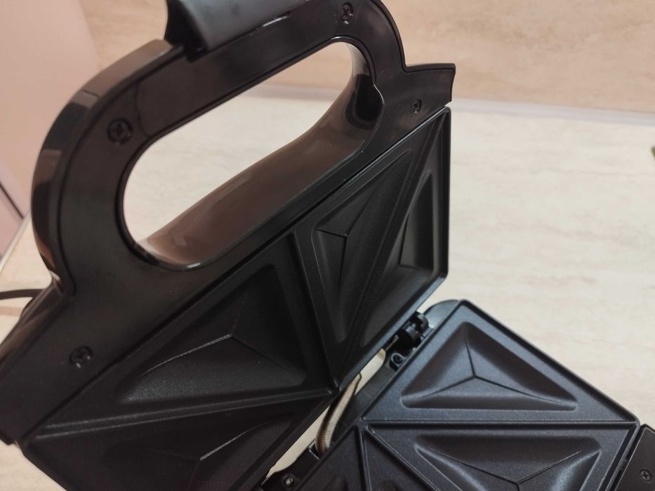 Сандвич тостер Tefal SM155233, 700 W, Черен/Сребрист