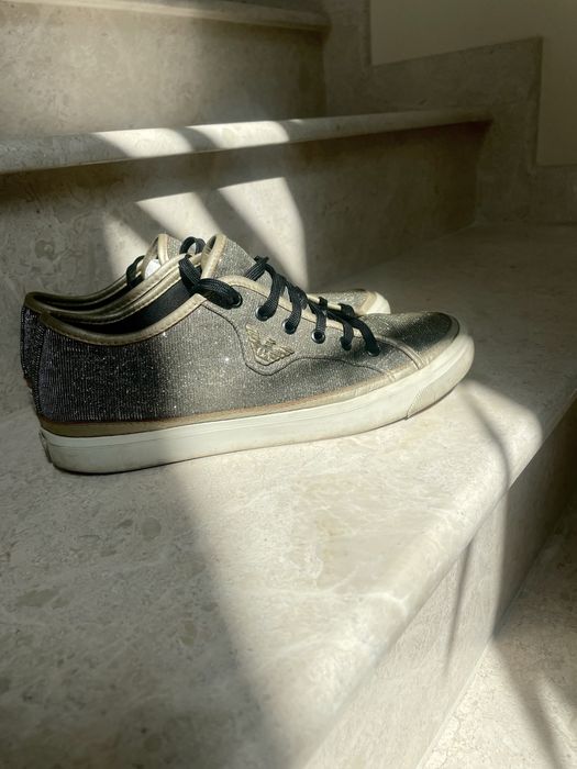 Adidasi Armani originali, intr o stare foarte buna