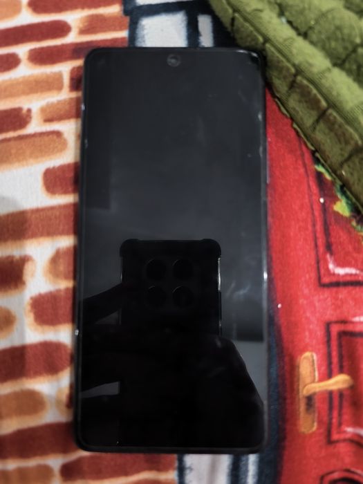 Vând Xiaomi  mi 11t pro
