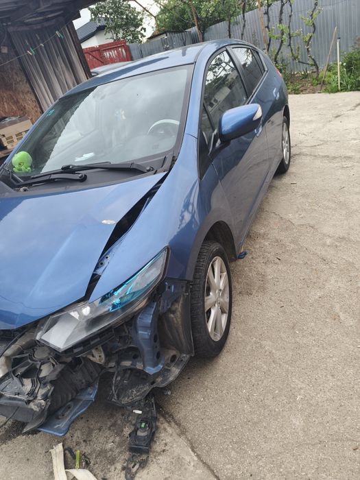 Vând Honda insight hibrid