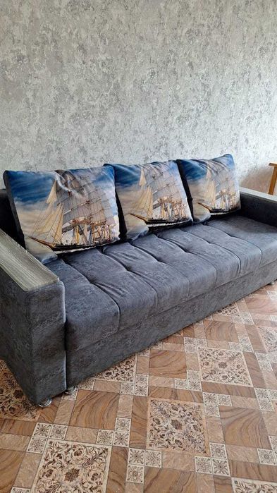 Продам диван в хорошем состоянии