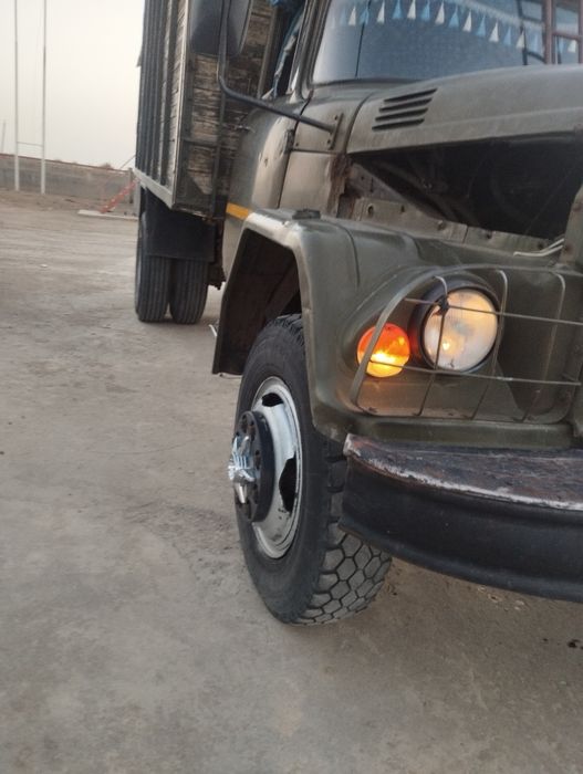 Zil sotiladi 9000$ ming