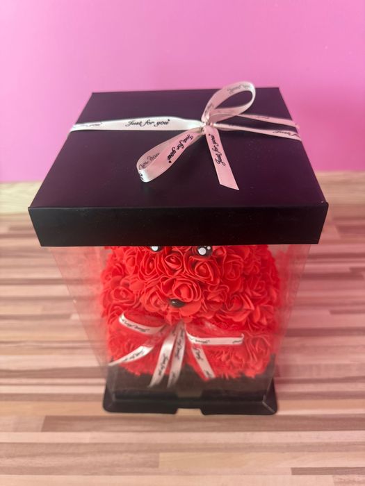 Мече от вечни рози