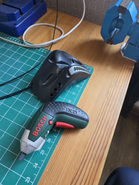 Шуруповерт BOSCH OXI  mini