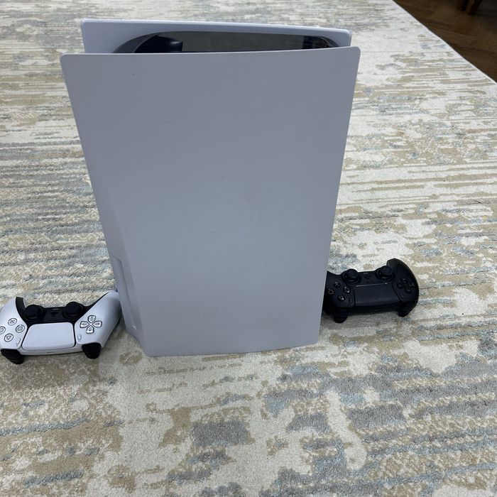 Продается Play Station 5