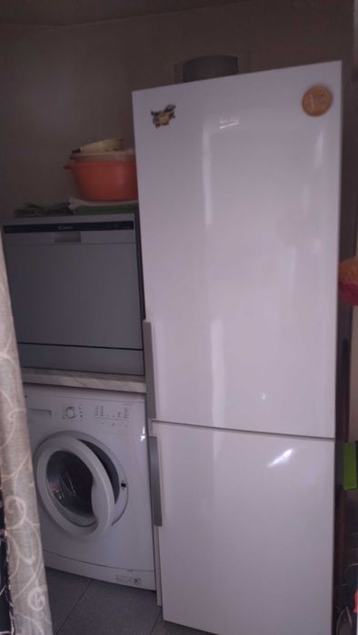 Дава се под наем Къща в с. Поляна, Област Силистра - 200 кв.м за 130000 € - Снимка #19