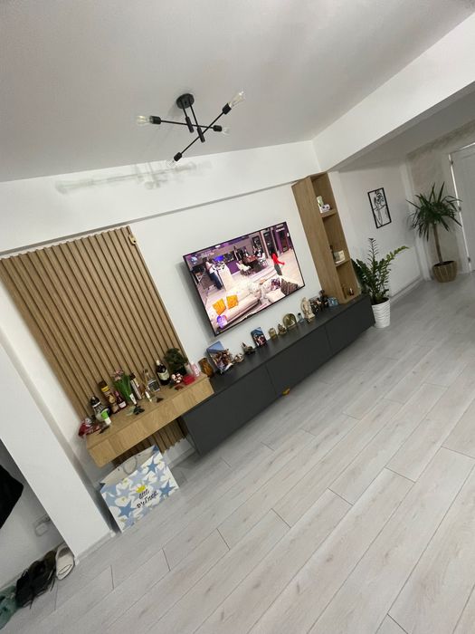 Închiriez apartament 3 camere,bloc nou,Rm.Vâlcea,Strada Ostroveni