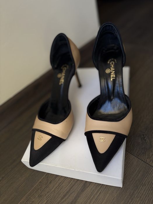 Дамски летни обувки с ток