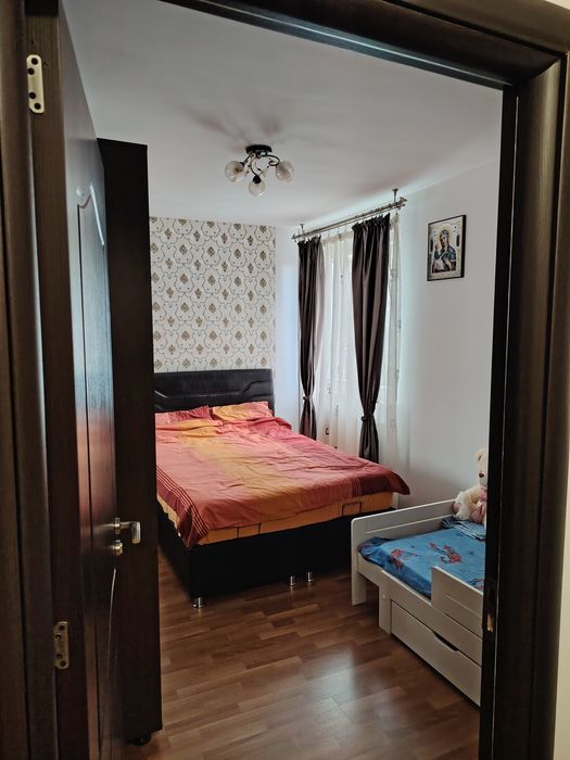 Vând apartament 2 camere Drumul Taberei