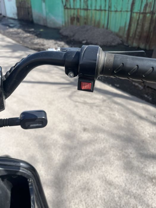 Срочно продаю Электроскутер