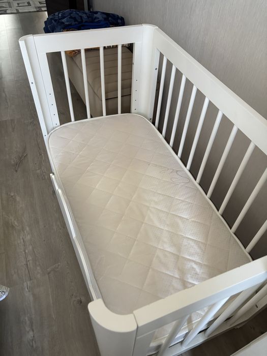 Манеж в идеальном состоянии