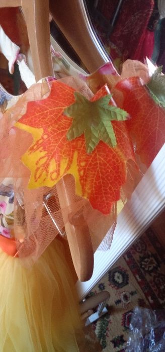 Платье для девочки на 5-7 лет