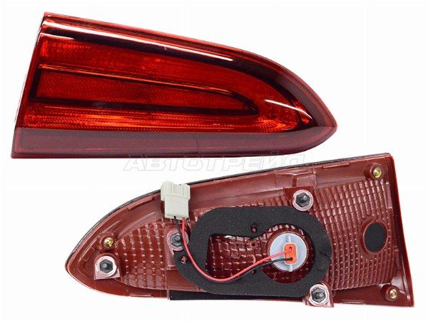 Фонарь в крышку багажника Hyundai Santa fe