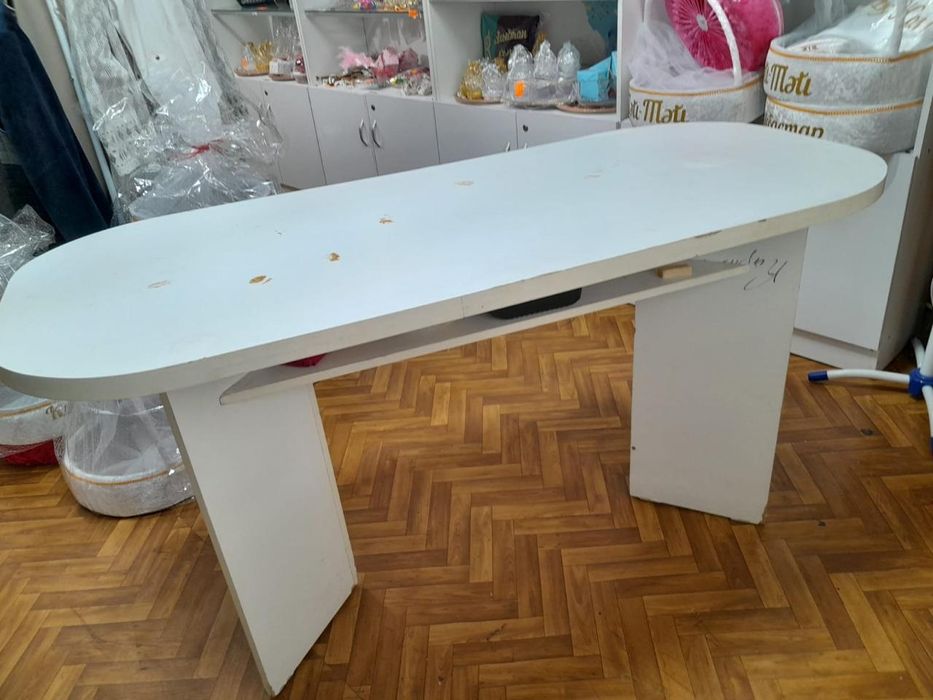 Витрины' мебель для торгового отдела